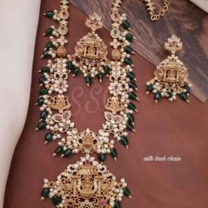 Statement necklace with bold patterns and dazzling crystals for parties