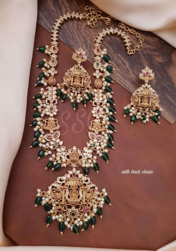 Statement necklace with bold patterns and dazzling crystals for parties