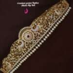 Elegant gold replica hip belt with bow design for women